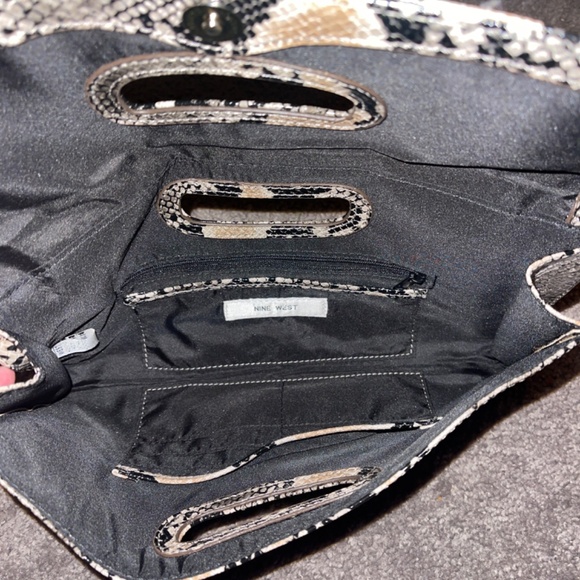 Nine West Snakeskin Print Clutch Bag Purse - Picture 3 of 3